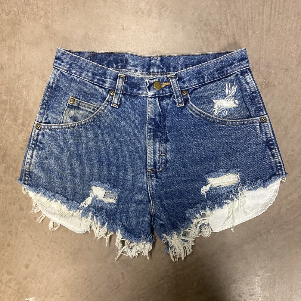 Wrangler Cheeky Cutoff Jean Shorts 28